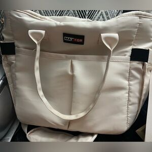 MaxTop Insulated Lunchbox